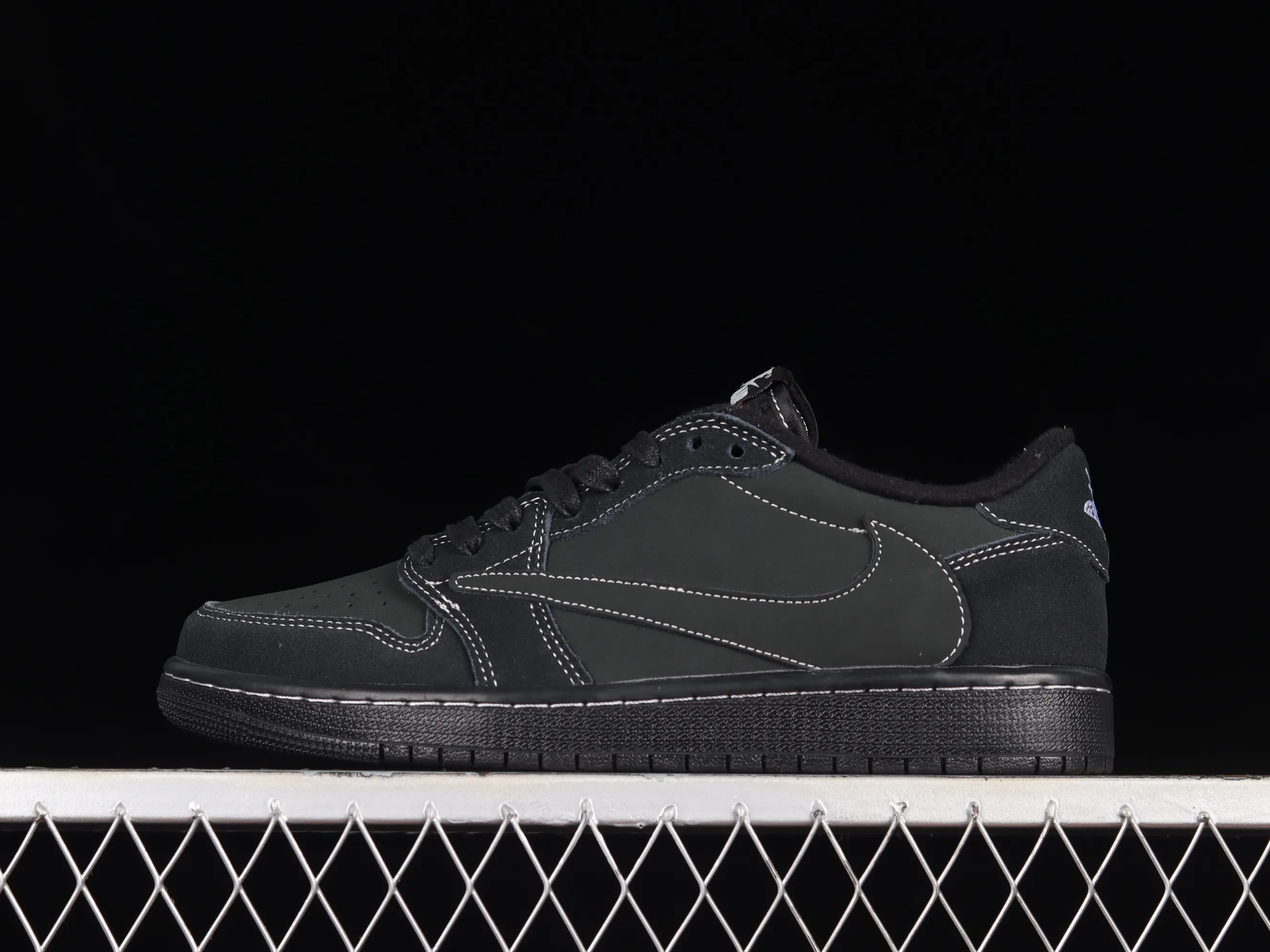 All Categories Air Jordan Jordan Series Basketball Shoes Air Jordan 1 Low Z Version Travis Scott x Air Jordan 1 Low OG "Triple Black" AJ1 Joe 1 Black Warrior Overhook DM7866-001